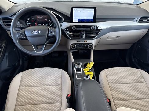 Used 2020 Ford Escape SE image 17