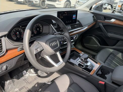 Used 2023 Audi Q5 2.0T Premium Plus w/ Premium Plus Package AWD/4WD image 25