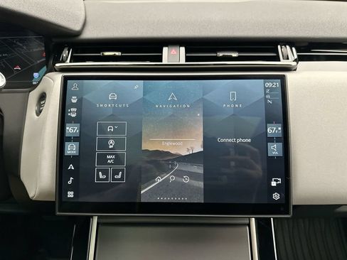 New 2026 Land Rover Range Rover Velar S AWD/4WD image 21