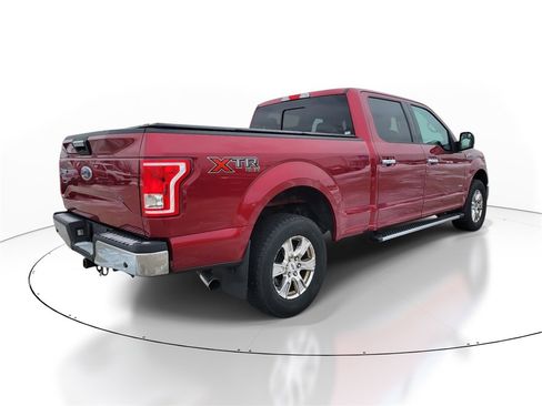Used 2015 Ford F150 XLT w/ Equipment Group 302A Luxury image 4