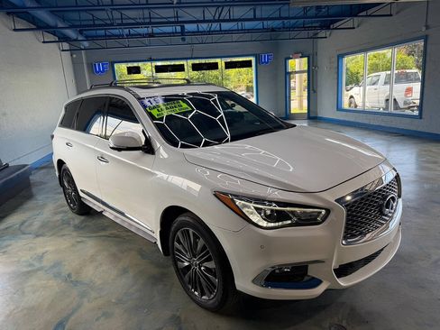 Used 2019 INFINITI QX60 Luxe w/ Limited Package AWD/4WD image 16