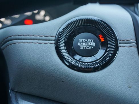 Used 2022 Jeep Compass Limited image 19