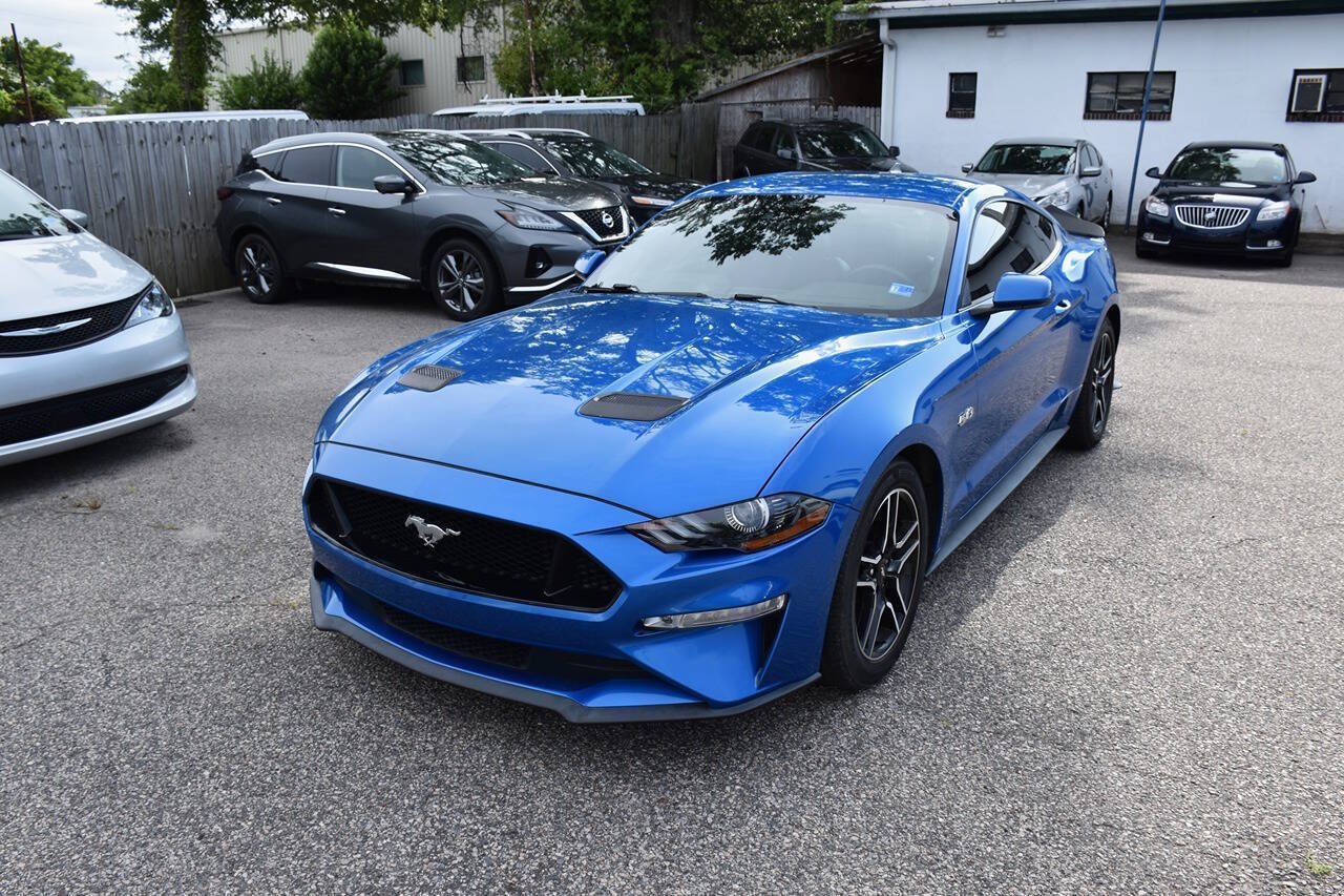 Used 2021 Ford Mustang GT w/ Equipment Group 301A RWD image 2