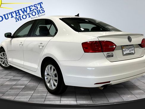 Used 2014 Volkswagen Jetta SE image 4