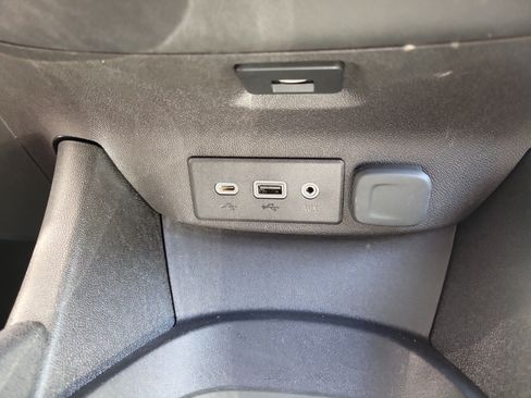 Used 2023 Chevrolet Malibu RS FWD image 28