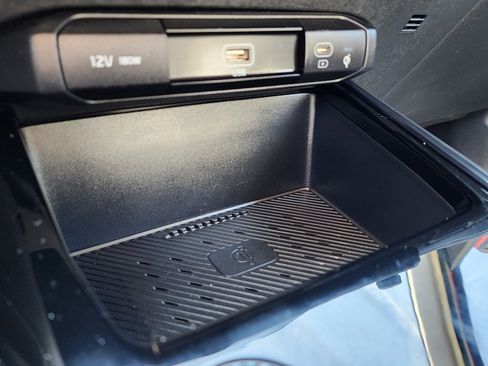 Certified 2024 Kia Niro EX image 24