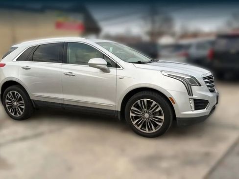 Used 2017 Cadillac XT5 Premium Luxury FWD image 14