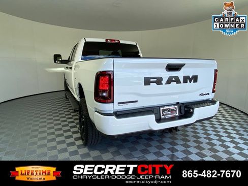 Used 2025 RAM 2500 Big Horn AWD/4WD image 5