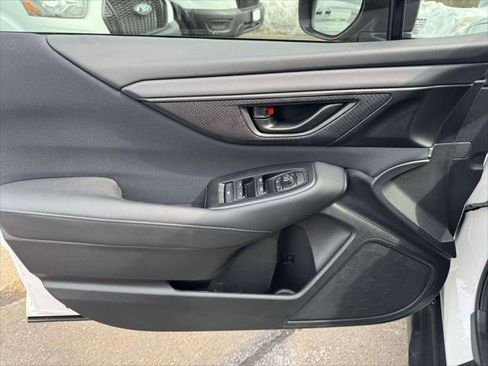 Used 2024 Subaru Outback 2.5i image 15