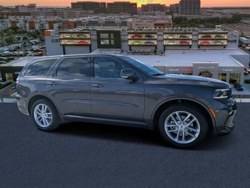Used 2021 Dodge Durango GT image 1
