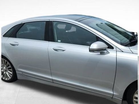 Used 2016 Lincoln MKZ AWD w/ Equipment Group 300A Reserve image 5