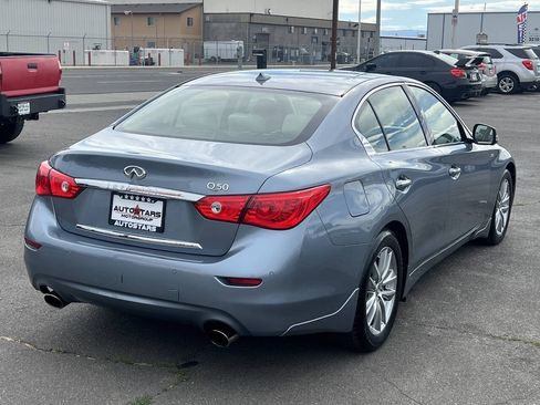 Used 2017 INFINITI Q50 3.0t Premium w/ Driver Assistance Package RWD image 4