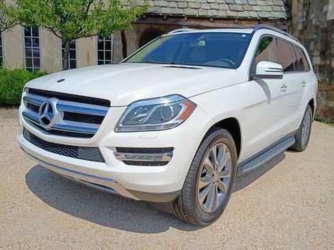 Used 2015 Mercedes-Benz GL 450 4MATIC image 5