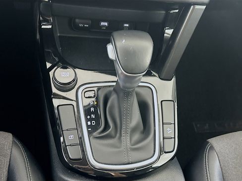 Used 2025 Kia Seltos S image 25