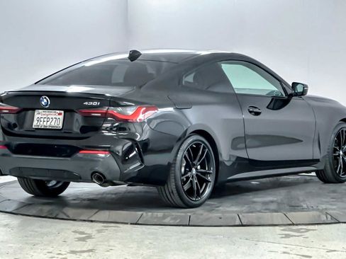 Used 2023 BMW 430i Coupe w/ M Sport Package image 2