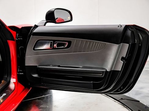 Used 2016 Mercedes-Benz AMG GT S image 89