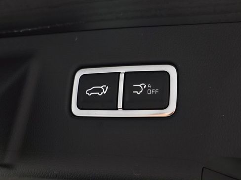 Used 2025 Kia Sorento SX FWD image 17
