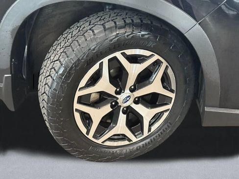 Used 2020 Subaru Forester Premium AWD/4WD image 19