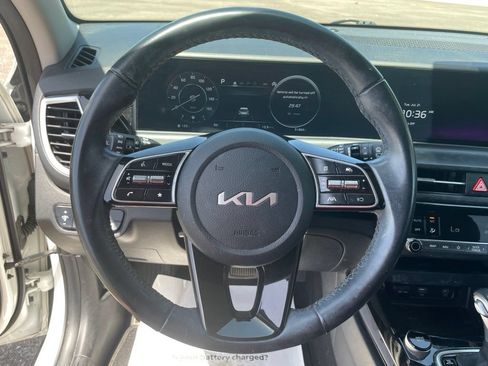 Used 2024 Kia Seltos S FWD image 26
