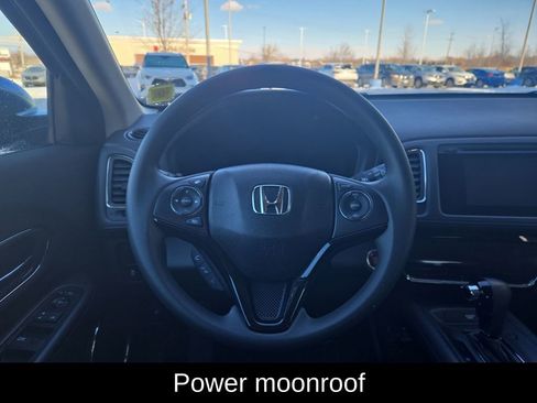 Used 2018 Honda HR-V EX image 14