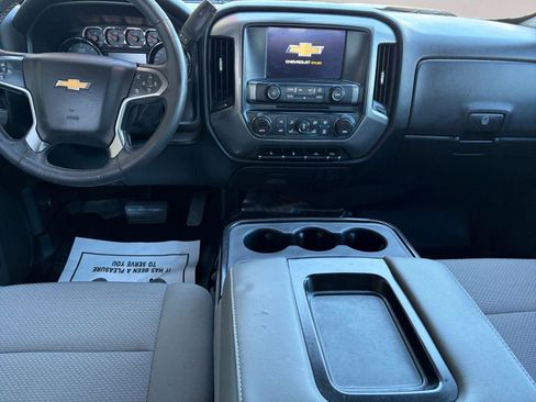 Used 2018 Chevrolet Silverado 1500 LT w/ Texas Edition image 11