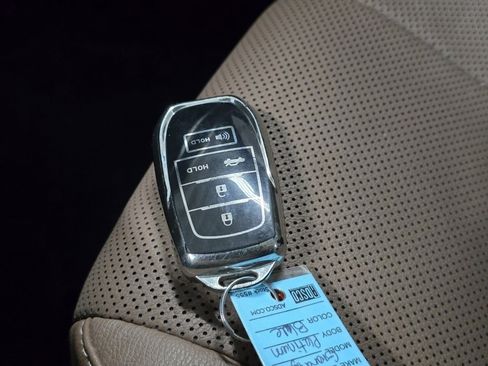 Used 2024 Toyota Grand Highlander Platinum image 37