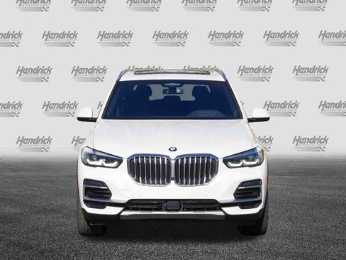 Certified 2023 BMW X5 xDrive40i image 3
