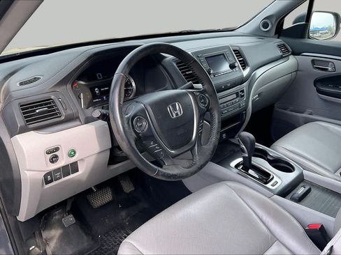 Used 2018 Honda Ridgeline RTL image 18