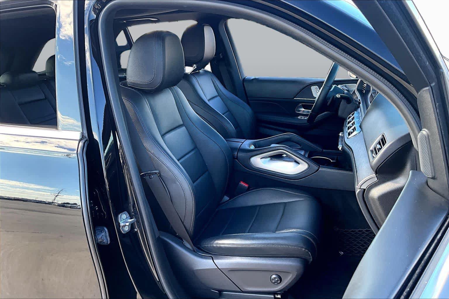 Used 2021 Mercedes-Benz GLE 350 w/ Premium Package image 9
