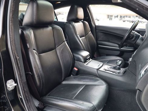 Used 2022 Dodge Charger SXT w/ Leather Interior Group image 27