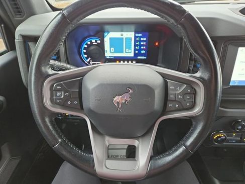 Used 2022 Ford Bronco Black Diamond image 16