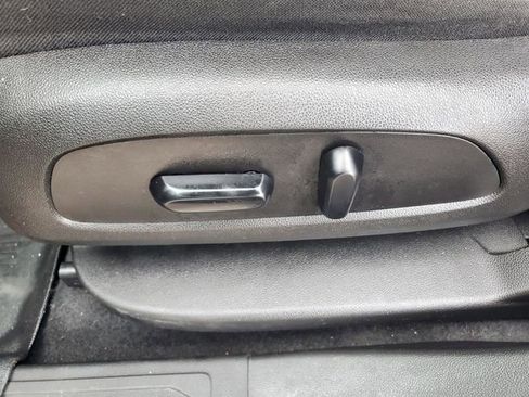 Used 2019 GMC Acadia SLE w/ Driver Alert Package I image 13