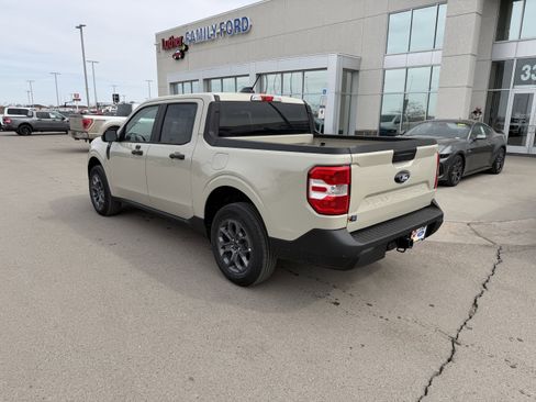 New 2025 Ford Maverick XLT w/ XLT Luxury Package image 3