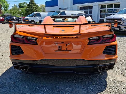 Used 2023 Chevrolet Corvette Stingray Preferred Conv w/ Z51 Performance Package RWD image 7