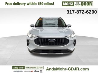 Used 2025 Ford Escape SE video 2