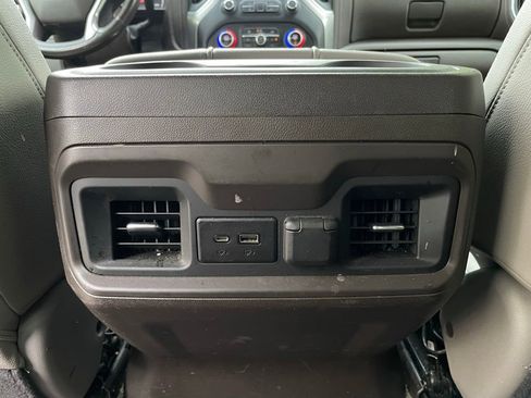Used 2022 Chevrolet Silverado 1500 LT Trail Boss w/ Convenience Package II AWD/4WD image 27