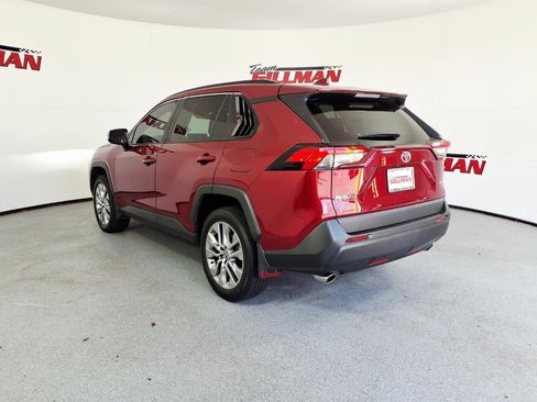 Used 2023 Toyota RAV4 XLE Premium FWD image 7