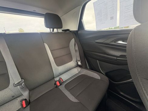 Used 2025 Chevrolet TrailBlazer LT FWD image 36