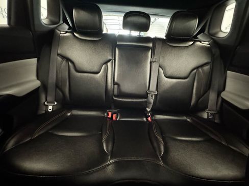 Used 2024 Jeep Compass Limited AWD/4WD image 30