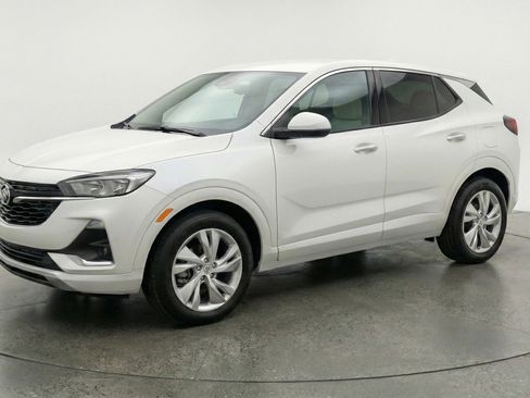 Used 2025 Buick Encore GX Preferred FWD image 3