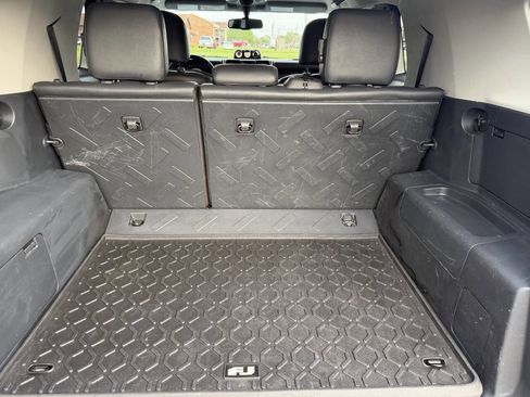 Used 2013 Toyota FJ Cruiser 4WD w/ Convenience Pkg image 22