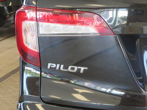 Used 2021 Honda Pilot Black Edition image 76