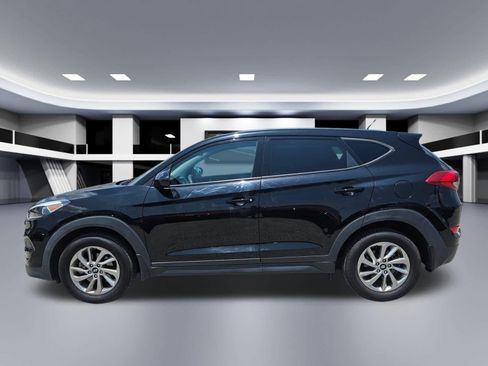 Used 2018 Hyundai Tucson SE w/ Cargo Package FWD image 3