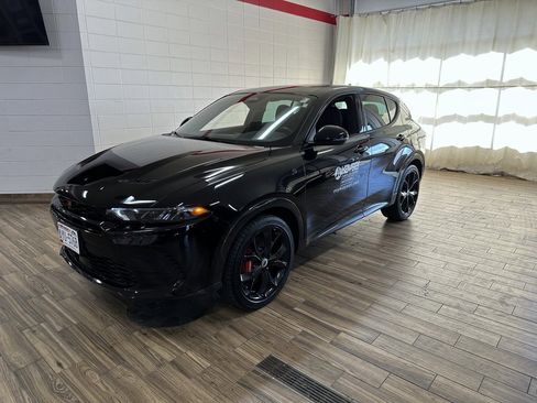 Used 2024 Dodge Hornet R/T Plus image 1