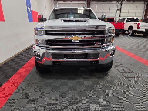 Used 2019 Chevrolet Silverado 2500 LTZ w/ Duramax Plus Package AWD/4WD image 4
