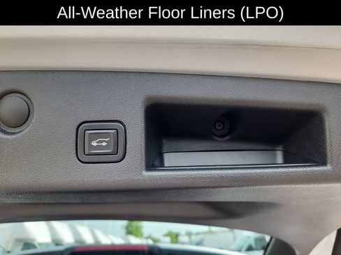 Used 2022 Chevrolet Equinox LT FWD image 35