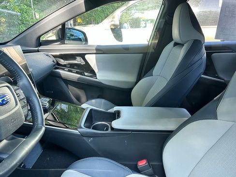 Used 2025 Subaru Solterra w/ Limited Package AWD/4WD image 3