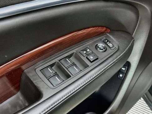 Used 2016 Acura MDX SH-AWD image 18
