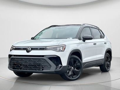 New 2026 Volkswagen Taos SE