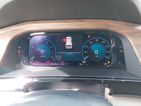 New 2026 Volkswagen Atlas SE FWD image 35